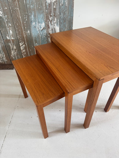 VTG Mid Century Wood Nesting Tables