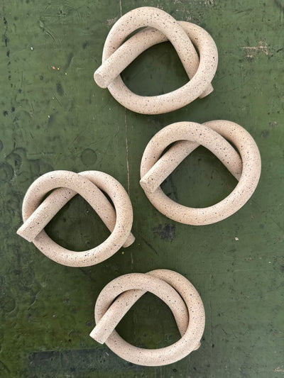 4 Handmade Ceramic Knot Napkin Rings - Diamonds & Rust