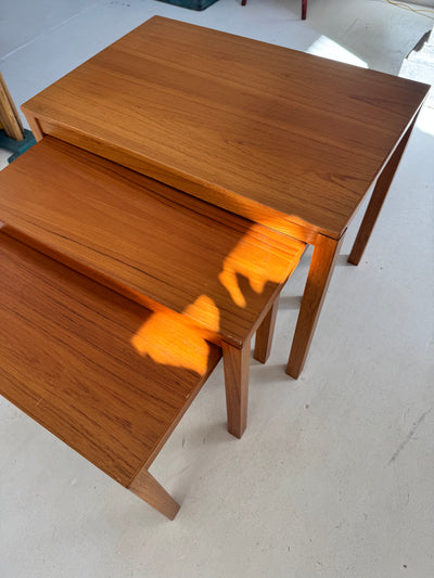 VTG Mid Century Wood Nesting Tables