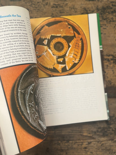 1973 The Ocean World Of Jacques Cousteau Vol 13 Book