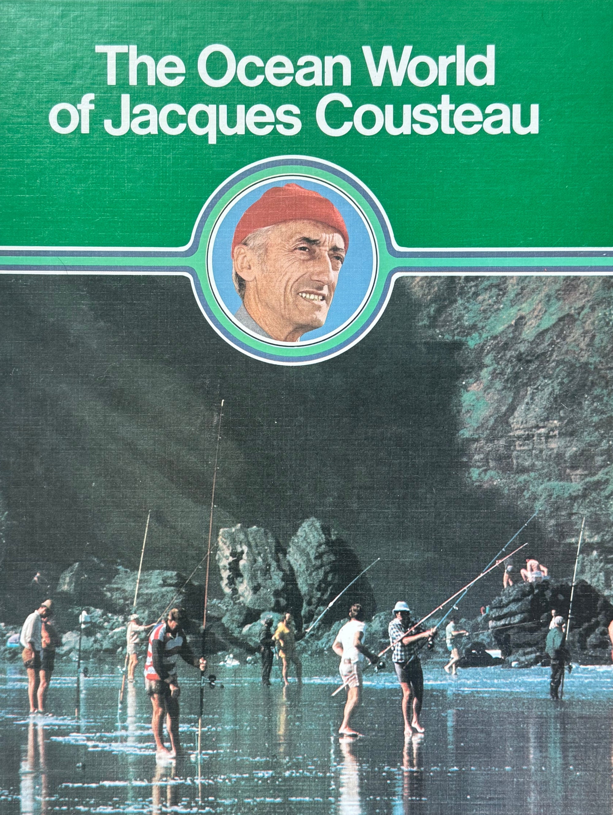 1973 The Ocean World Of Jacques Cousteau Vol 17 Book