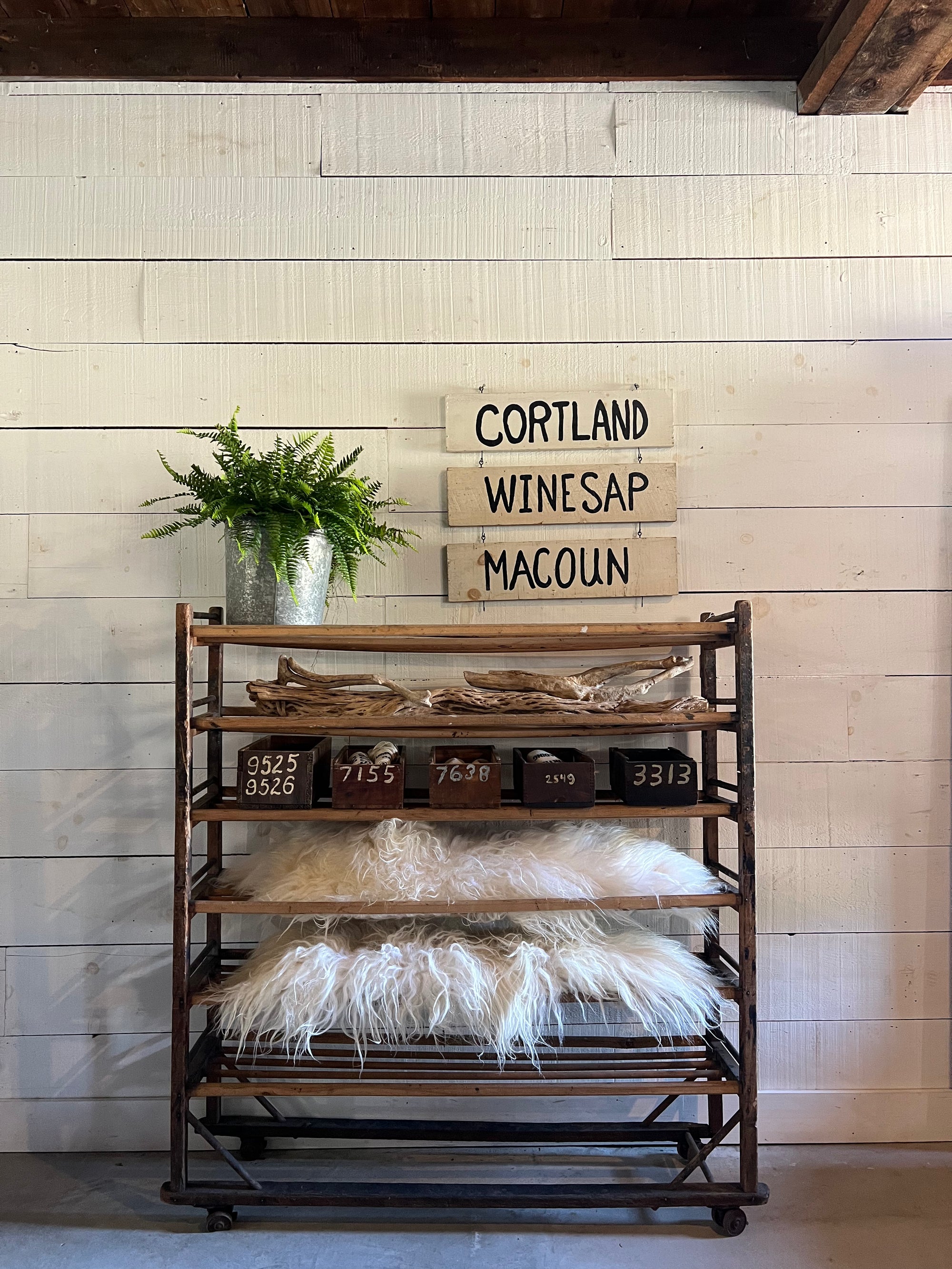 Primitive Shoe Cobblers Rack – Beautiful Patina