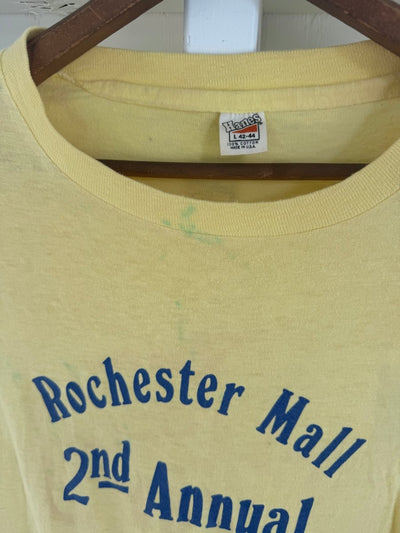 Vintage 80s Rochester Mall Road Race Tee Shirt - Diamonds & Rust