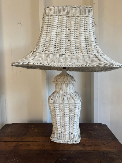Vintage White Wicker Table Lamp - Diamonds & Rust