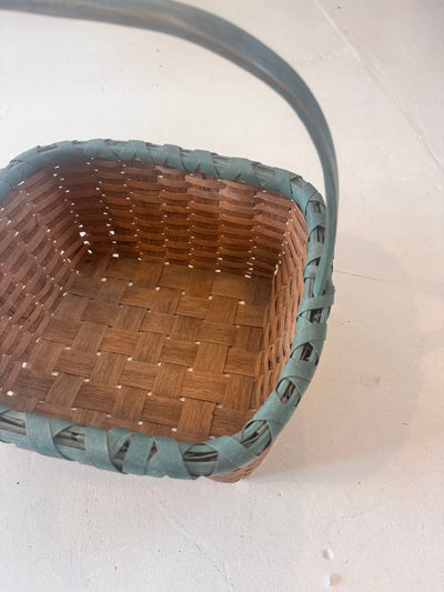 VTG Handmade Artisan Basket - Painted Handle - Diamonds & Rust