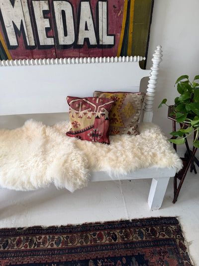 VTG Jenny Lind Style Wood Bench - Diamonds & Rust