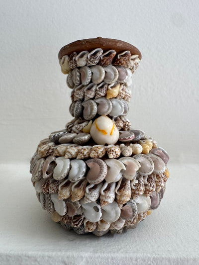 VTG Shell Vase - Diamonds & Rust