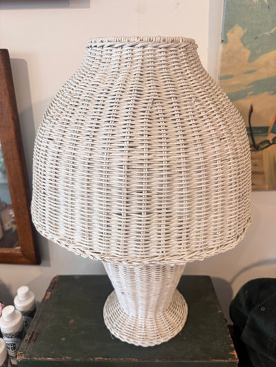 VTG Wicker Table Lamp - Diamonds & Rust