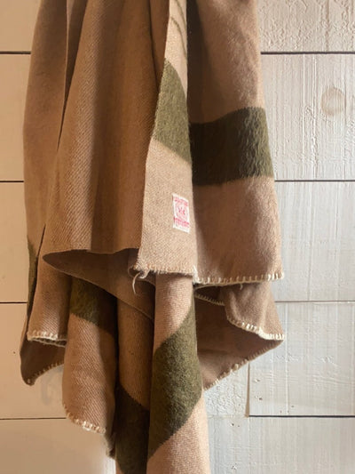 1930s Vintage Hudson Bay 3.5 Point Blanket - Diamonds & Rust