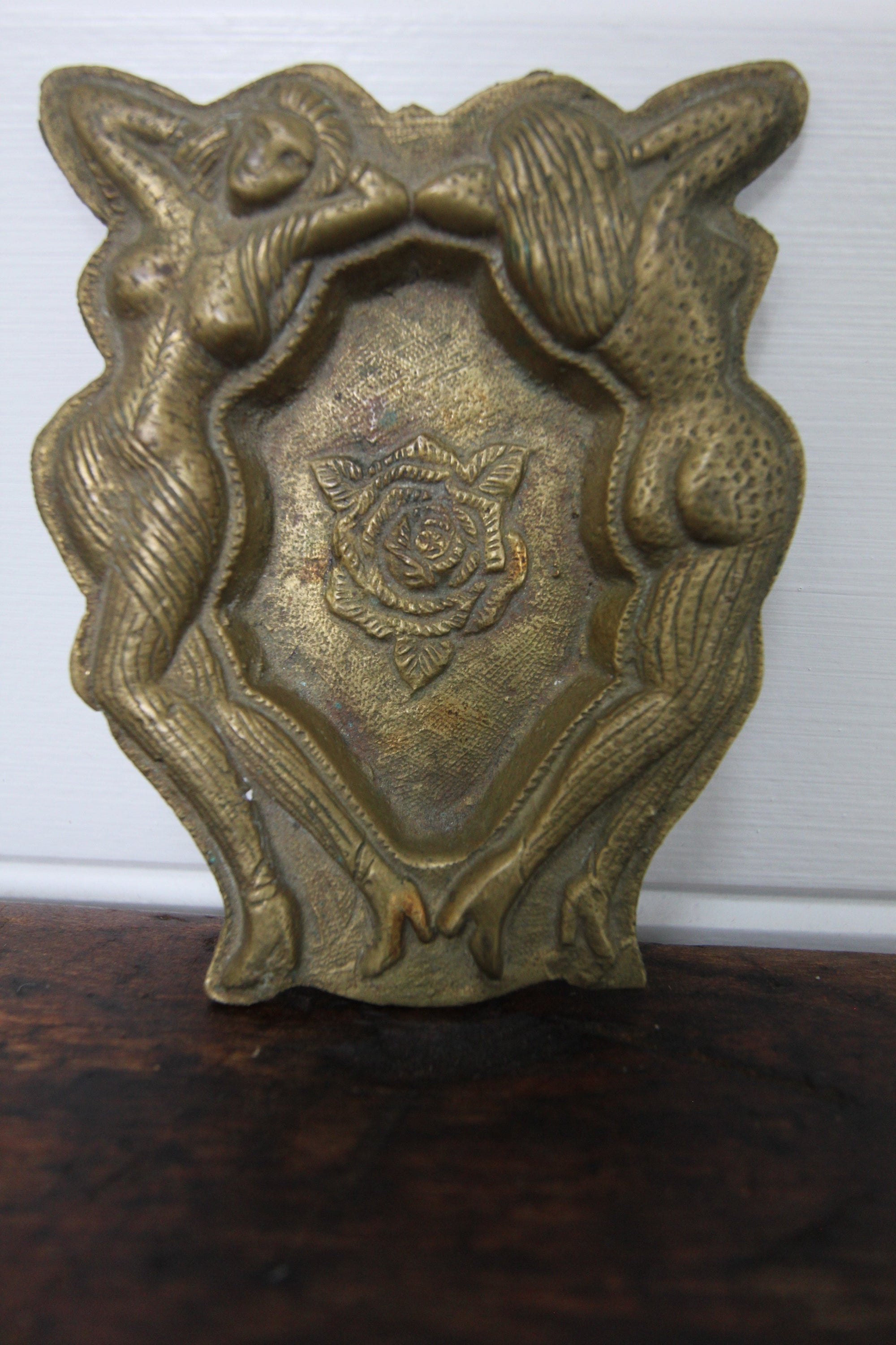 Nude Ladies Ashtray - Diamonds & Rust