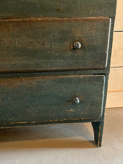 Antique Blanket Chest - Diamonds & Rust