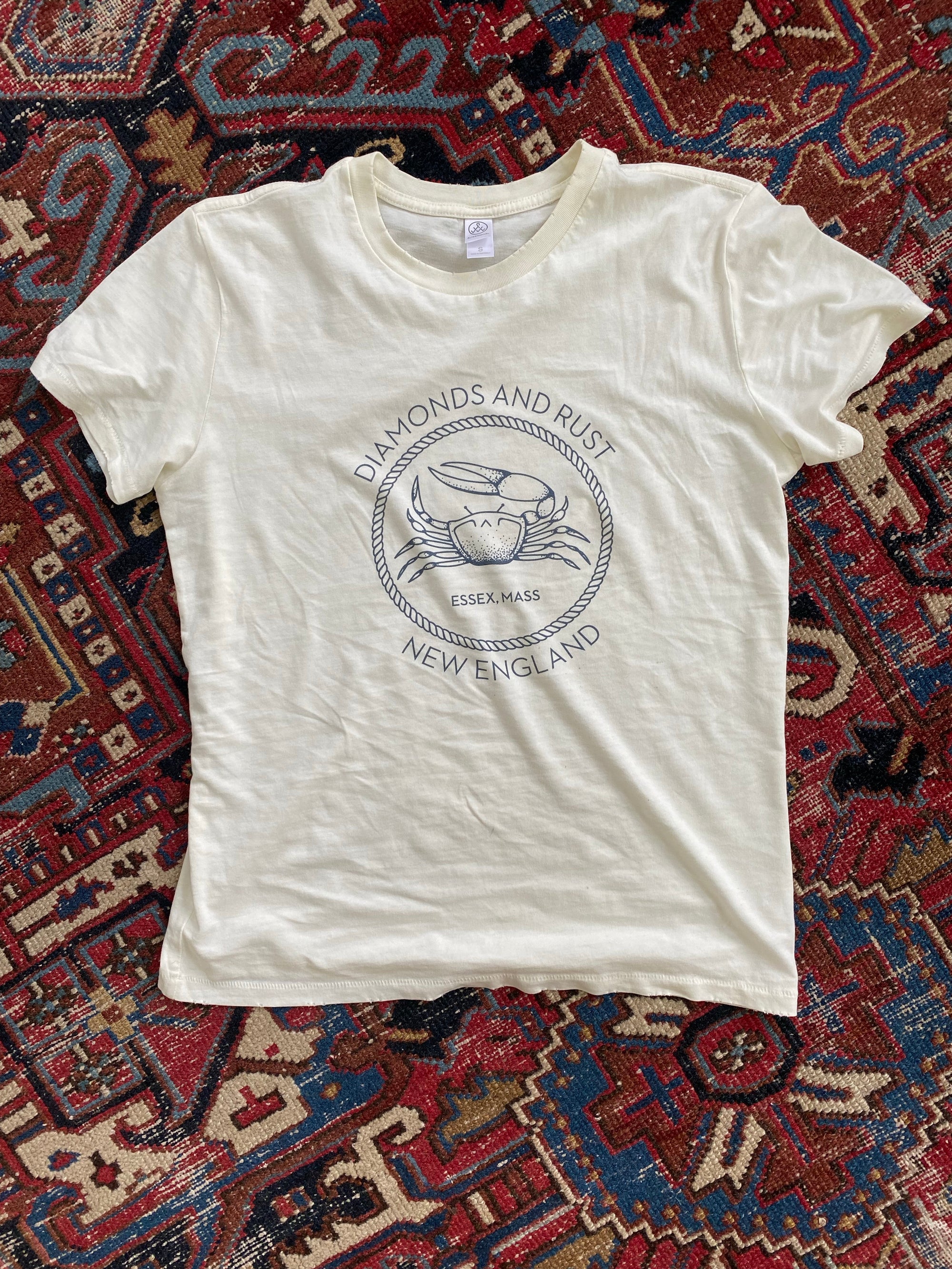 Diamonds and Rust "Fiddler Crab" Tee