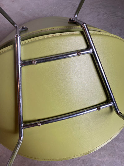 Vintage Leather Clamshell Chair - Avocado