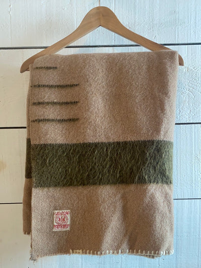 1930s Vintage Hudson Bay 3.5 Point Blanket
