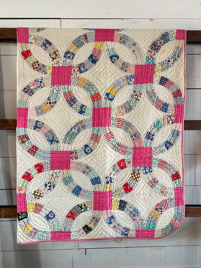 Vintage Double Wedding Ring Quilt