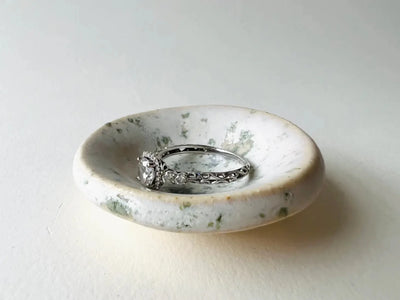 Sea Salt Tiny Ring Dish - Diamonds & Rust