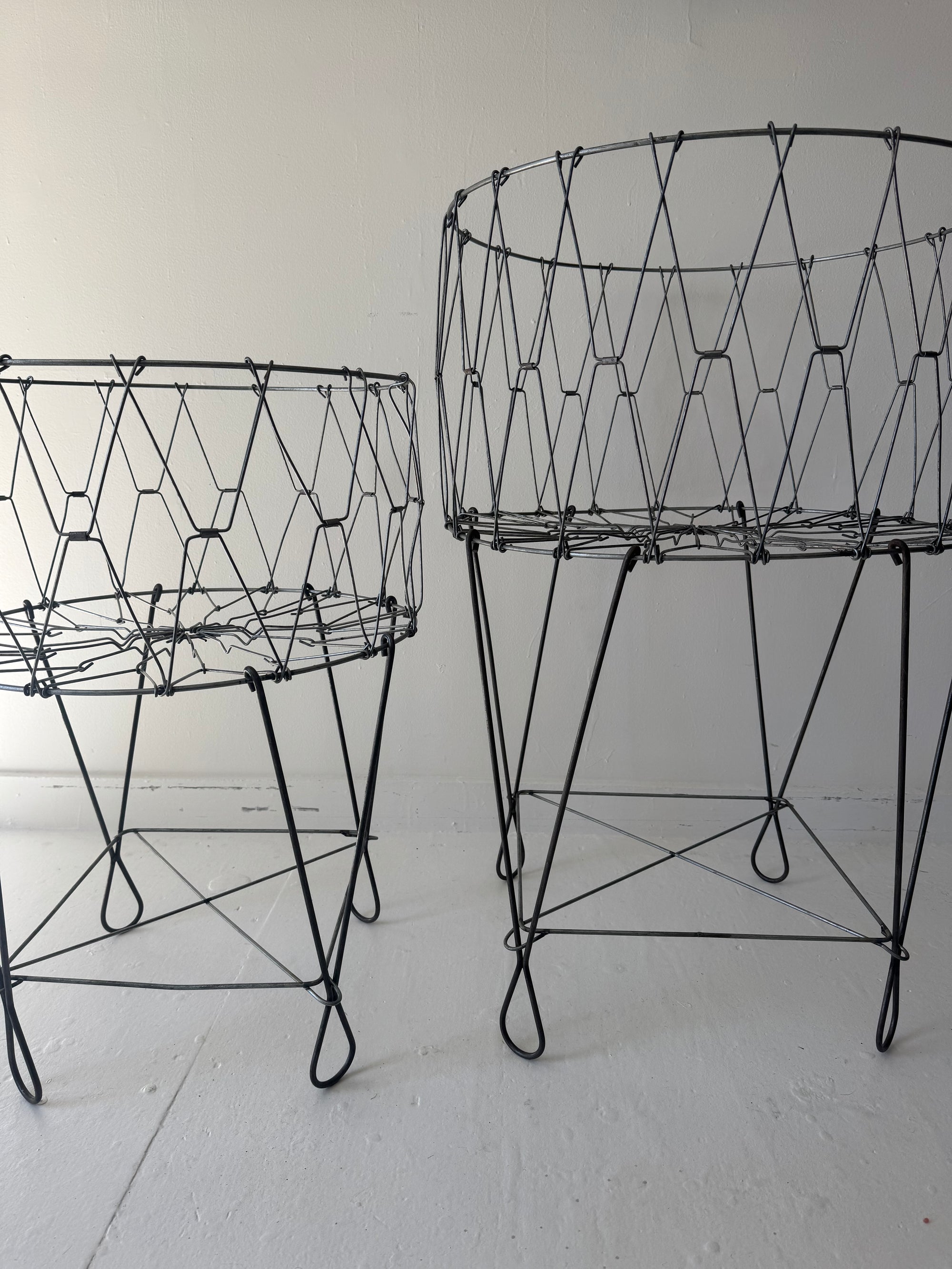 Antique Collapsible Laundry Hamper 22"