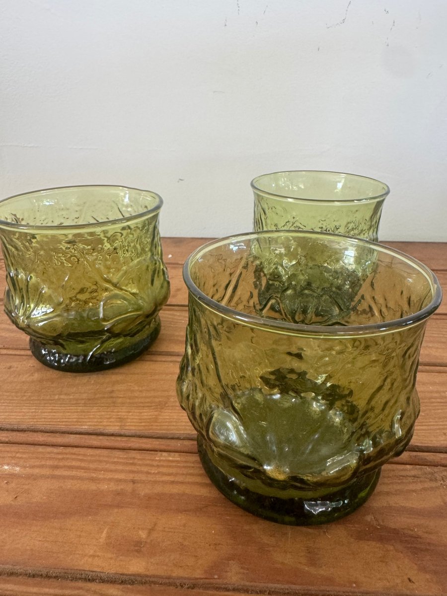 3 x MCM Olive Crinkle Glass Glasses - Diamonds & Rust