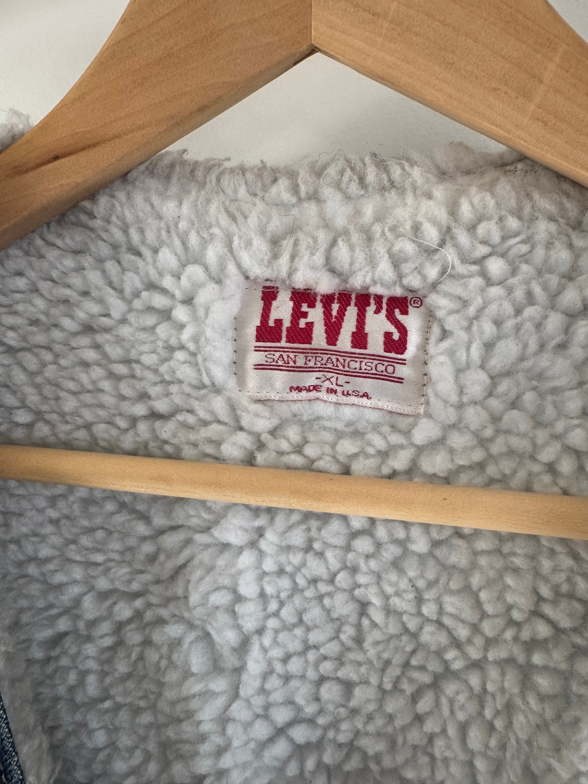 VTG LEVI'S Denim Vest - Fleece Lined