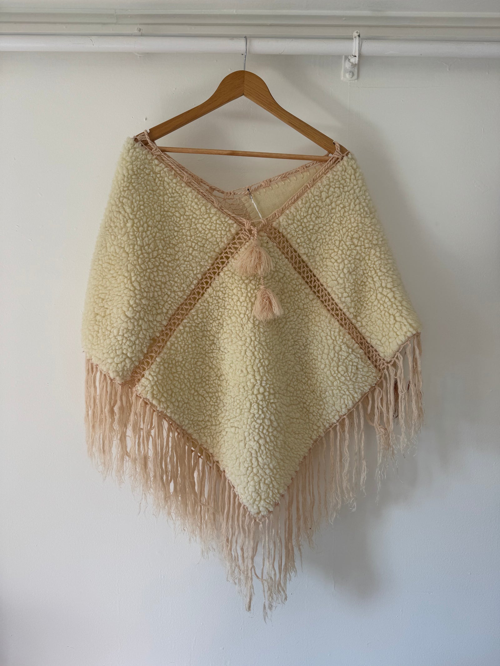 VTG Sherpa + Fringe Shawl