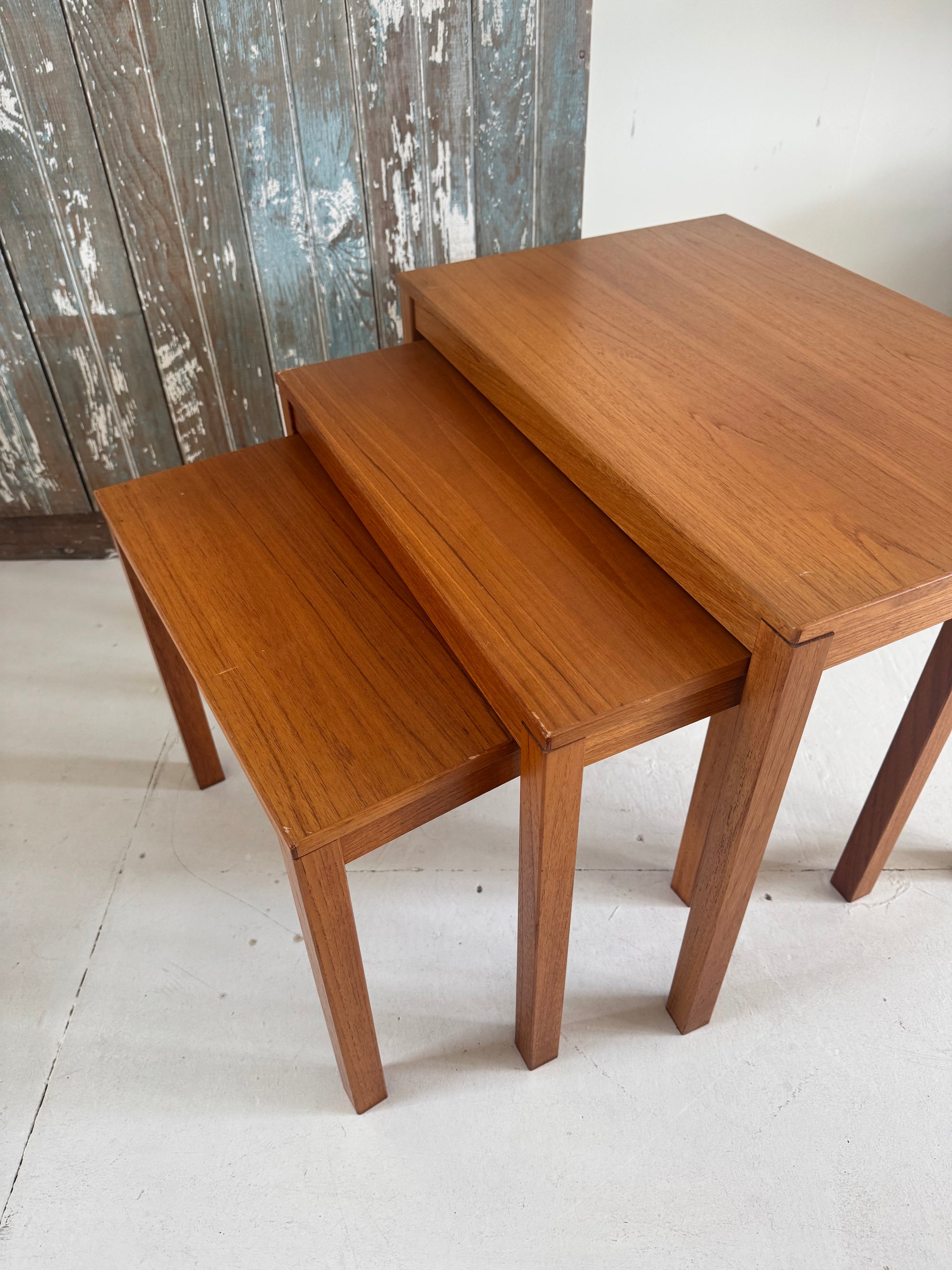 VTG Mid Century Wood Nesting Tables