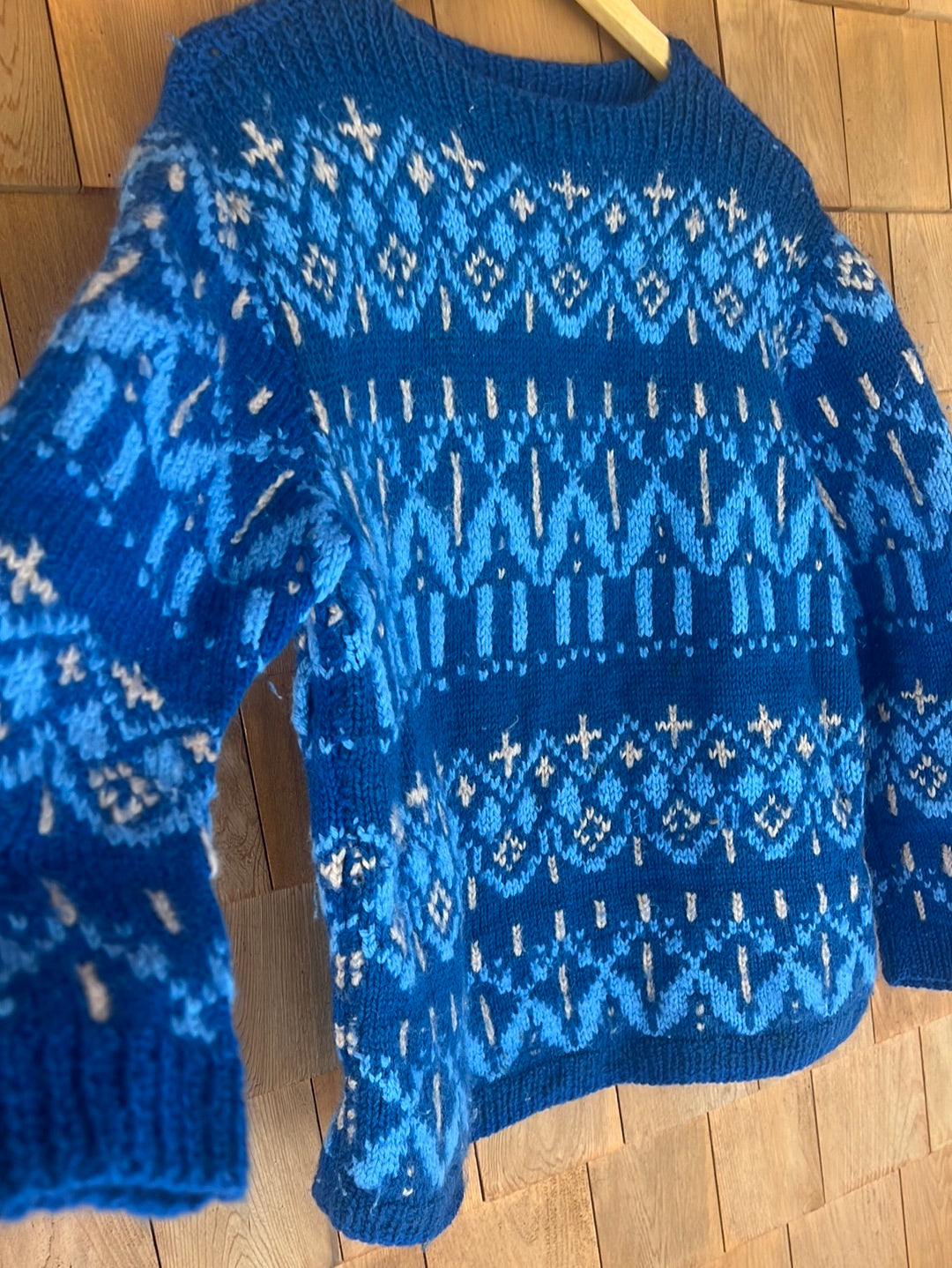 Vintage Hand Knit Wool Sweater - Blue