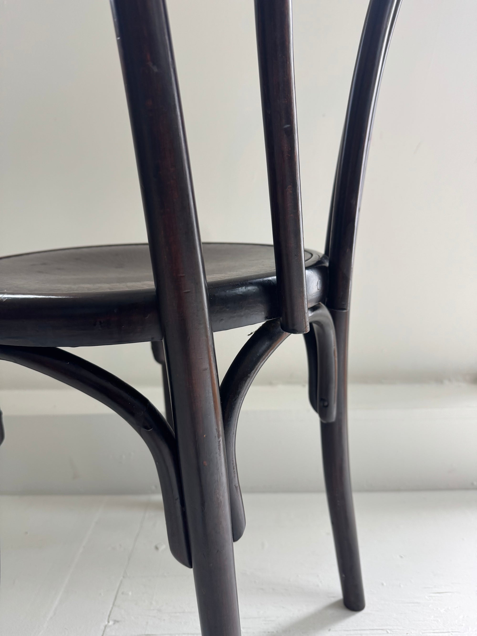 VTG Asira Bentwood Chair - Dark