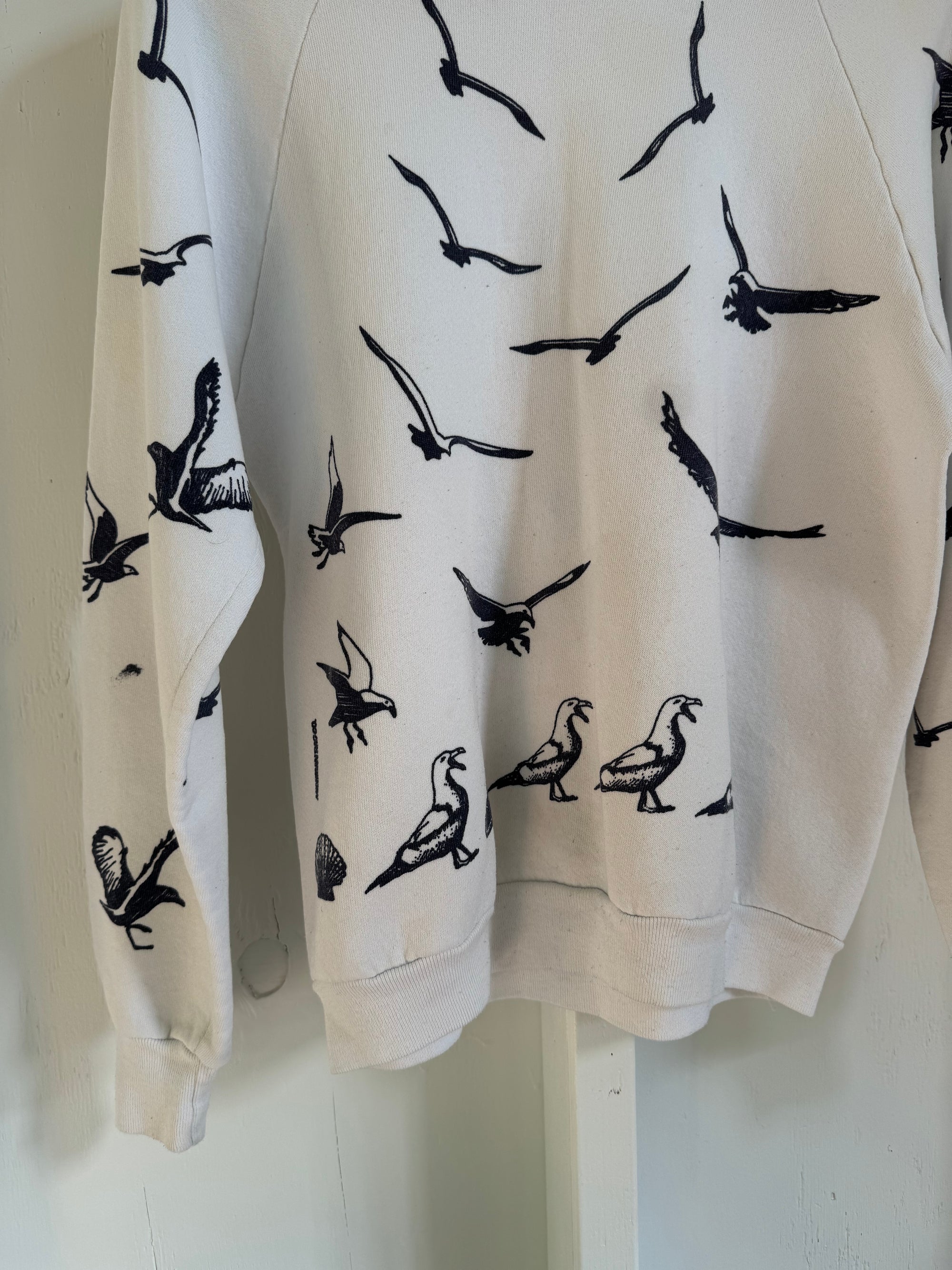 Vintage Seagull Raglan Sweatshirt - White