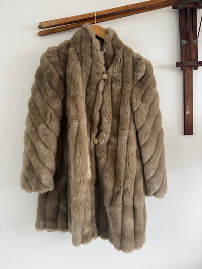 80s Fur Coat - USA VTG - Diamonds & Rust