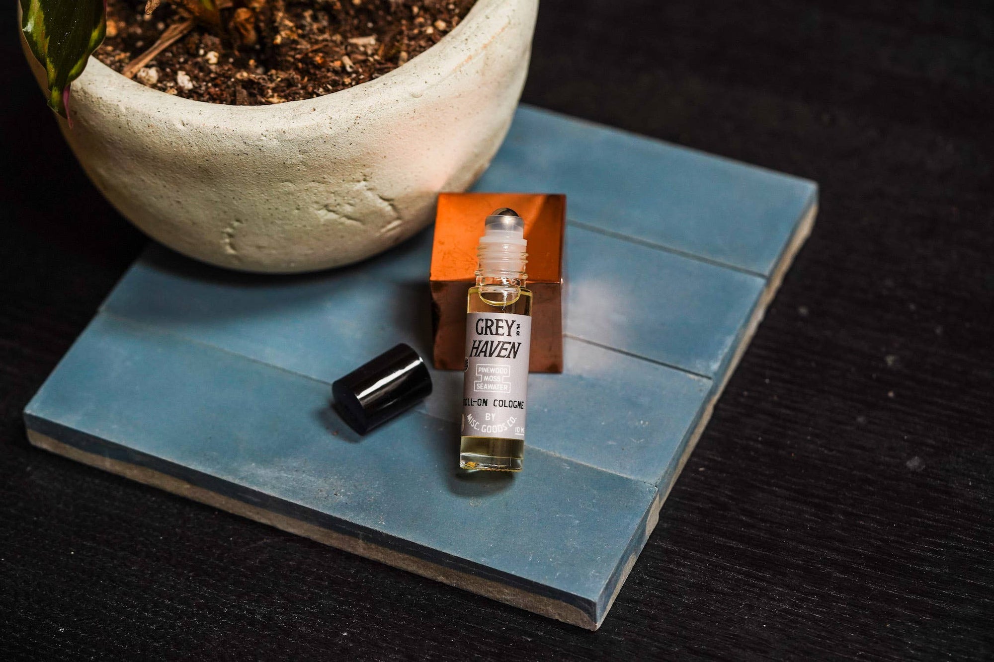 Greyhaven Roll-On Cologne – Ocean Air, Pine & Moss | Compact & Clean