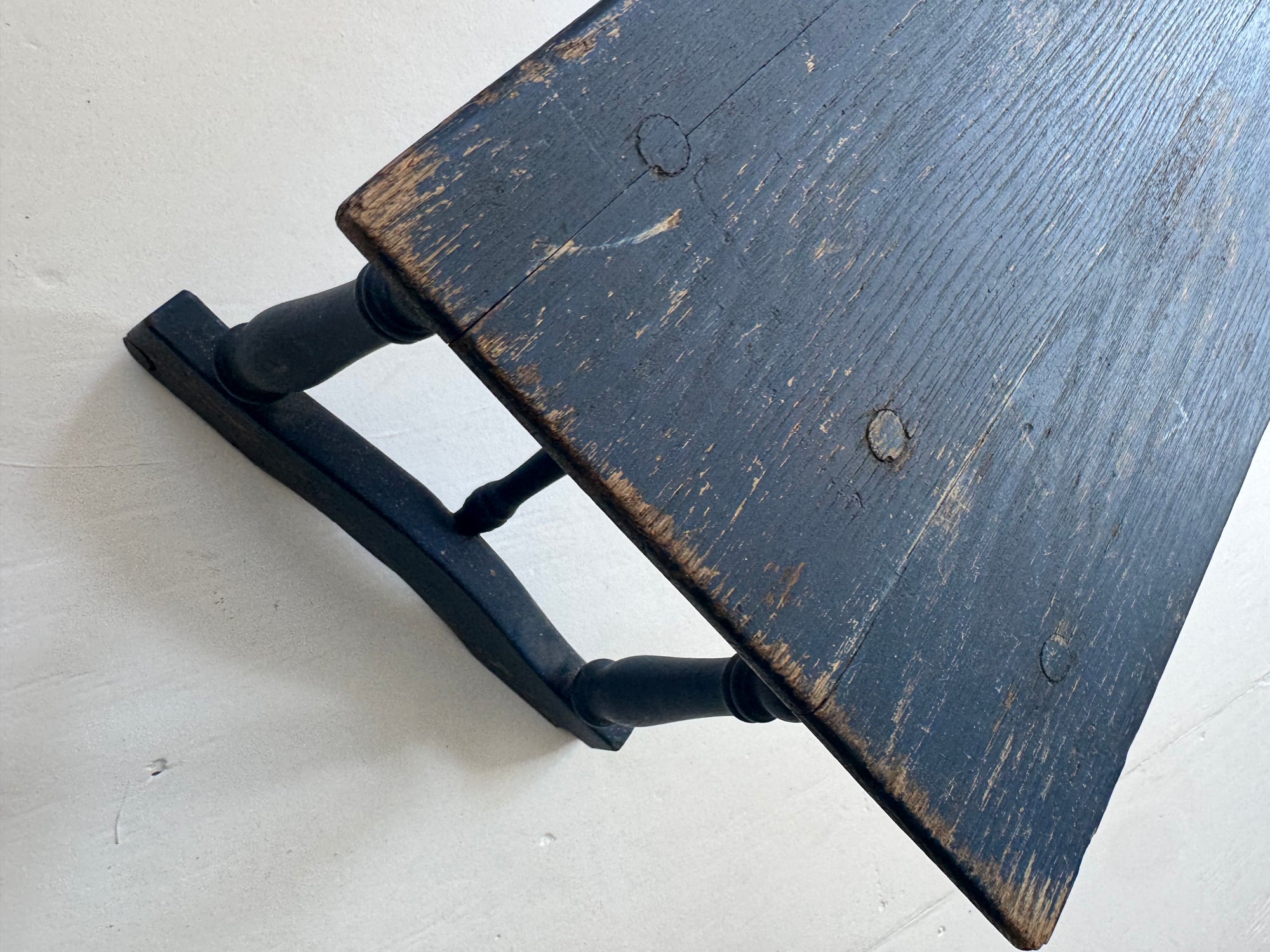VTG Navy Blue Bench