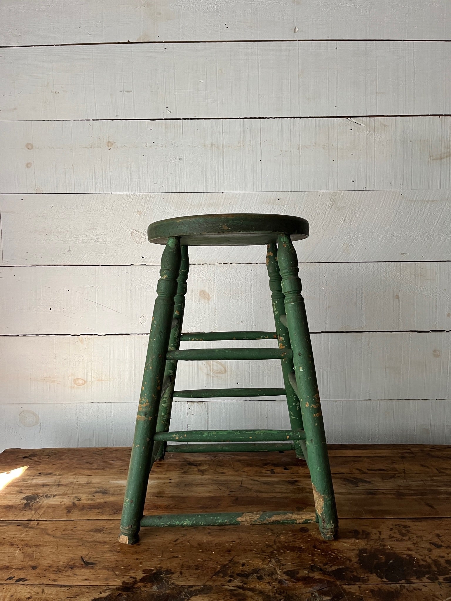 Vintage Wood Stool - Forest Green