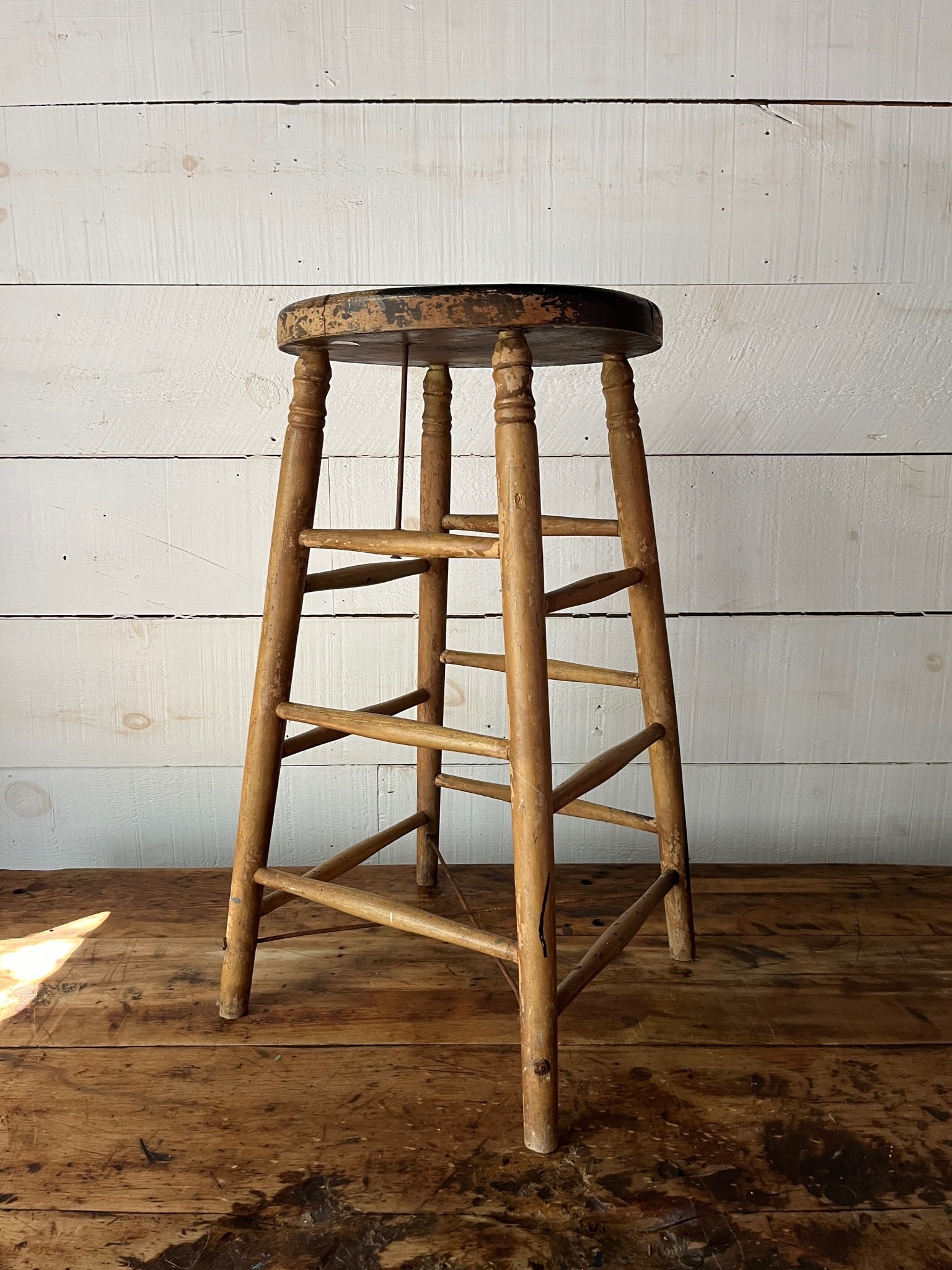 Vintage Wood Stool - Light Wood