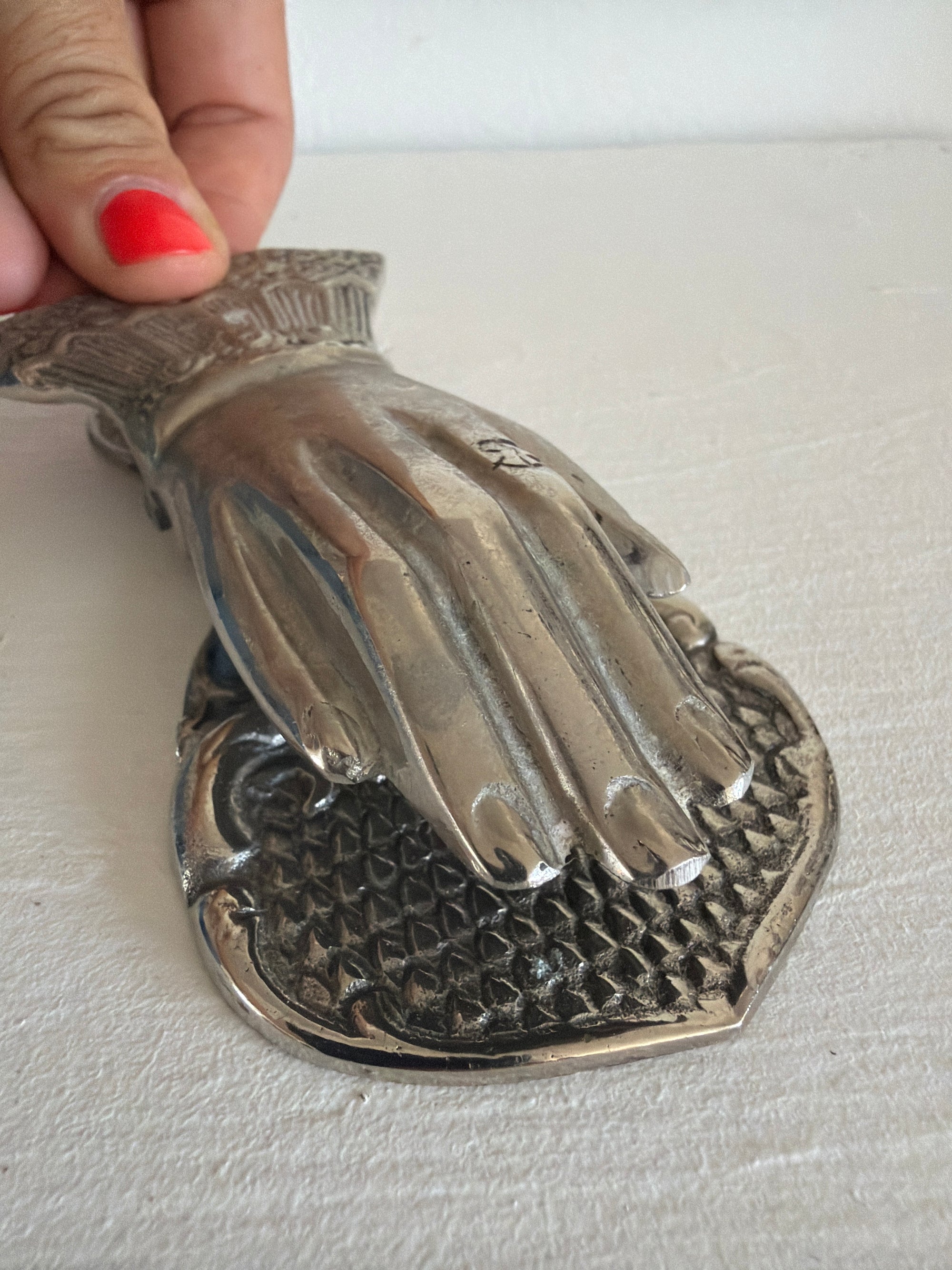 Vintage Silver Victorian Hand Wall Clip