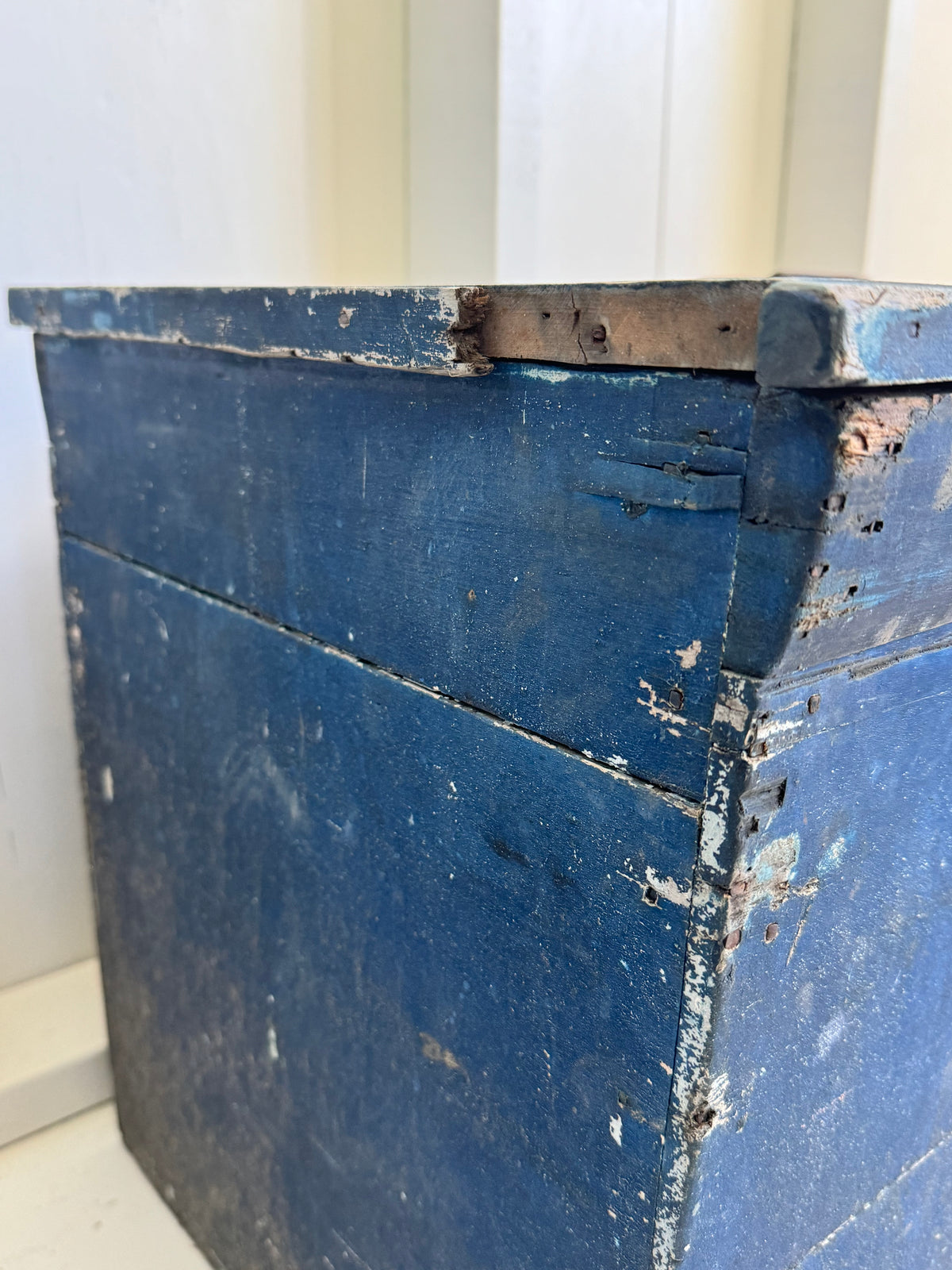 Antique Wood Chest - Marine Blue