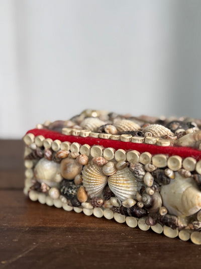 Vintage Encrusted Shell Box Art - 4