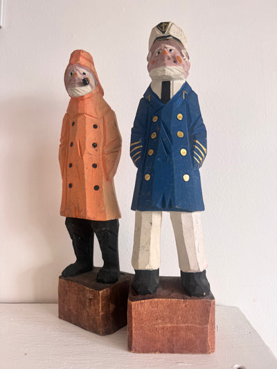VTG 12" Wooden Fisherman - CAPTAIN Blue Coat