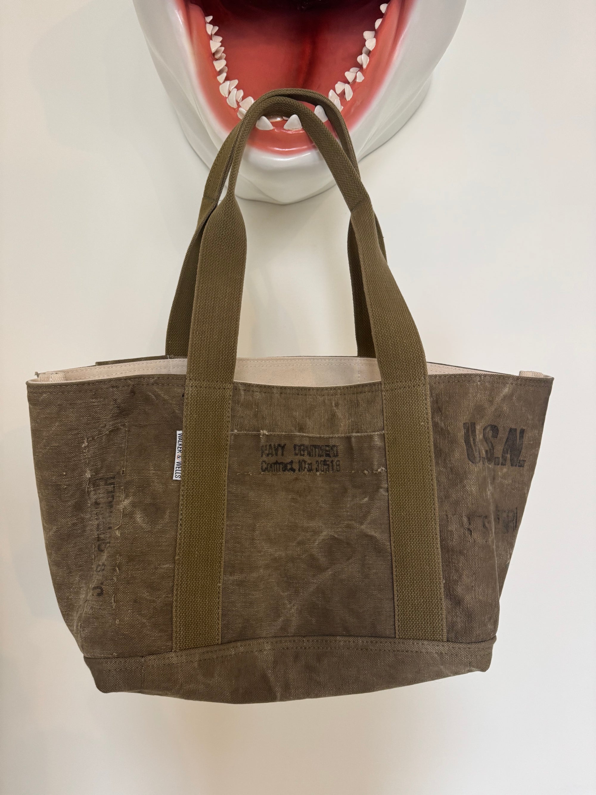 W&W AUTHENTIC TOTE BAG #186