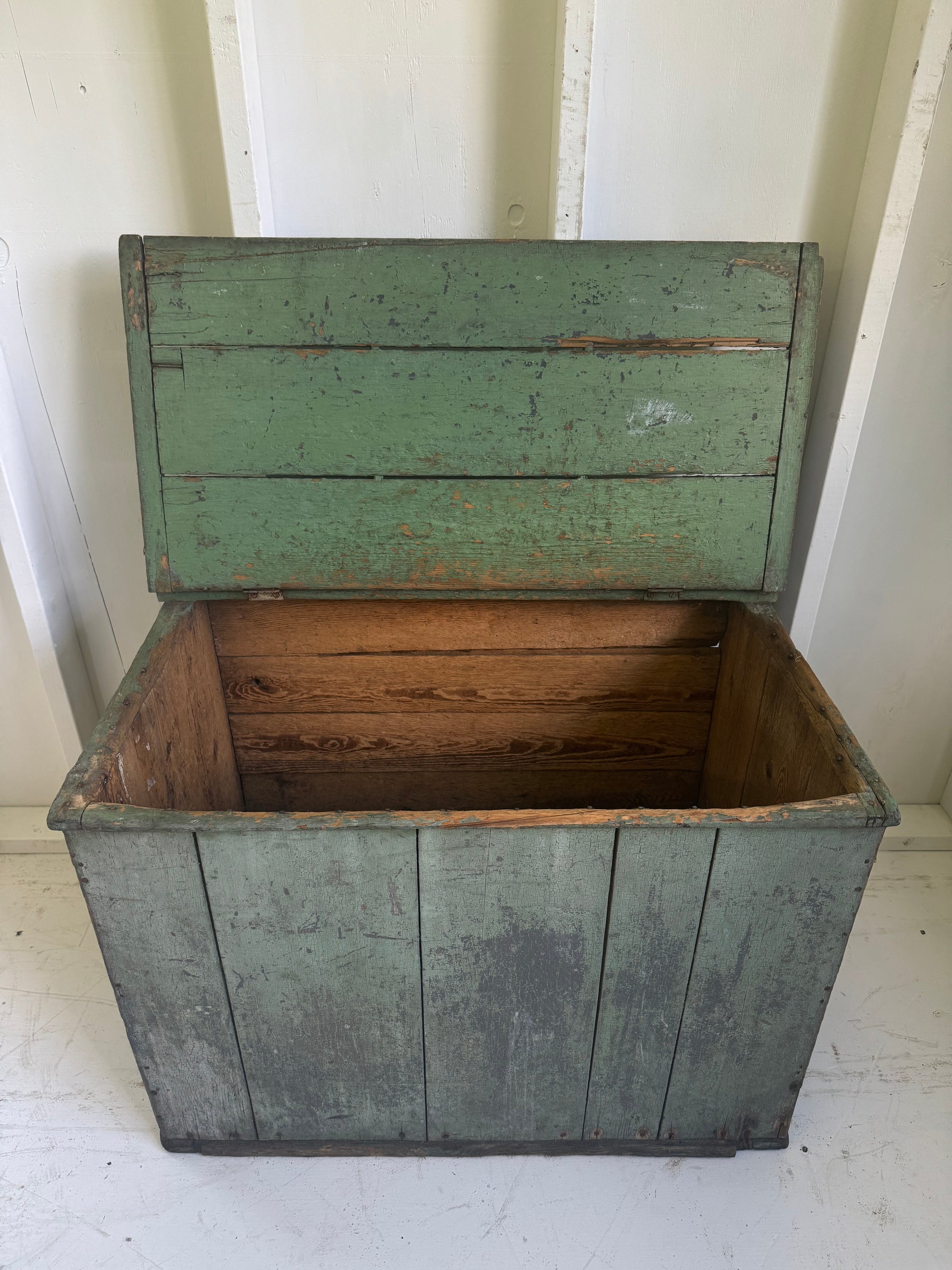Antique Wood Chest - Sea Mist