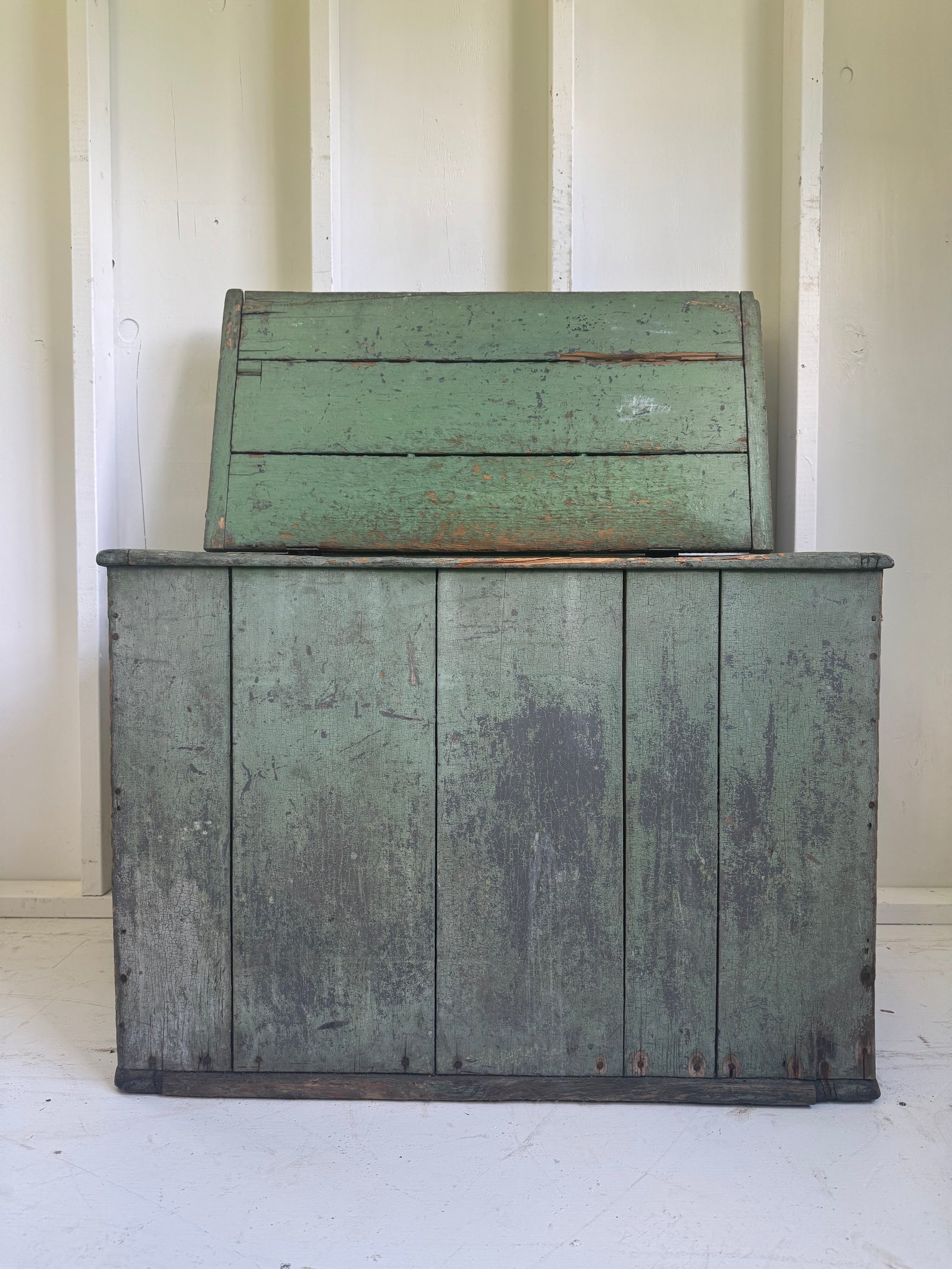 Antique Wood Chest - Sea Mist