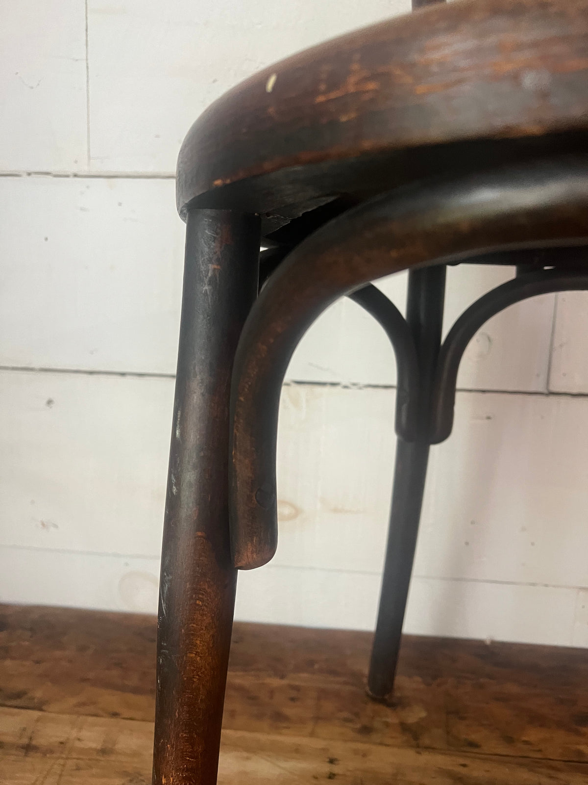Vintage Thonet Style Bentwood Chair - Wood Grain