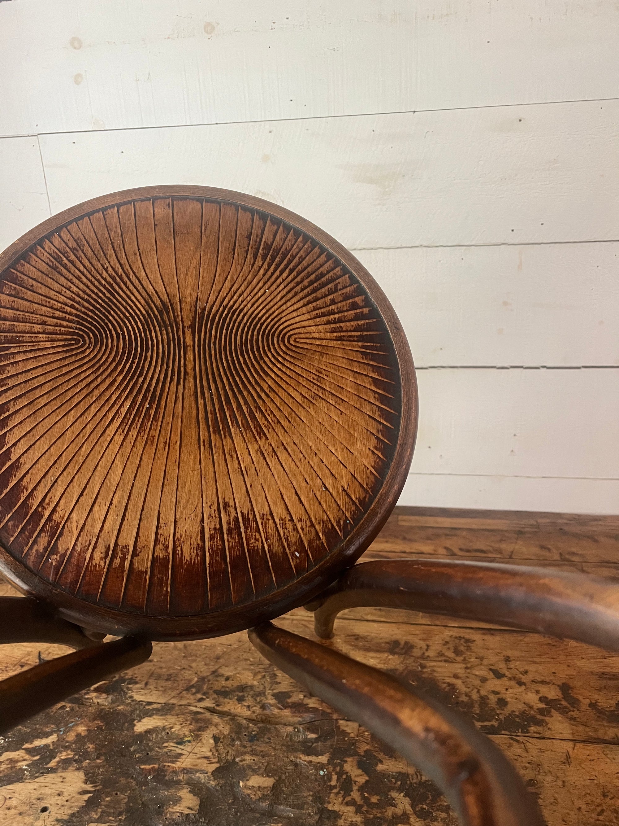 Vintage Thonet Style Bentwood Chair - Wood Grain