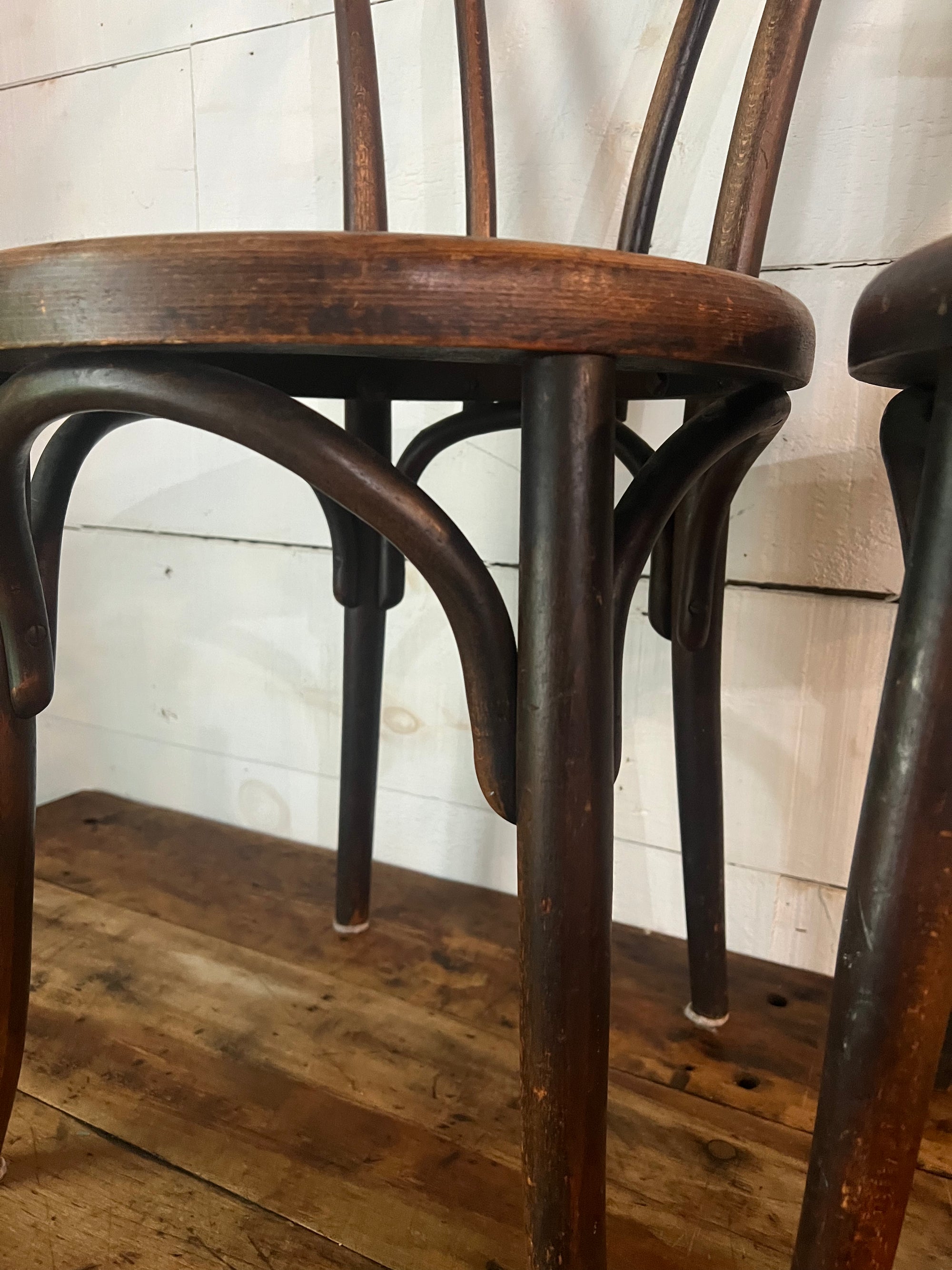Vintage Thonet Style Bentwood Chair - Wood Grain