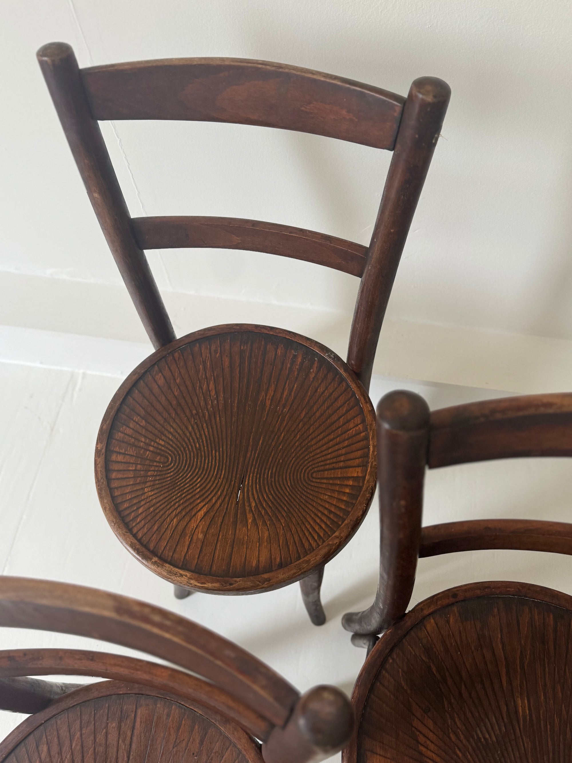 Vintage Thonet Style Bentwood Chair - Wood Grain