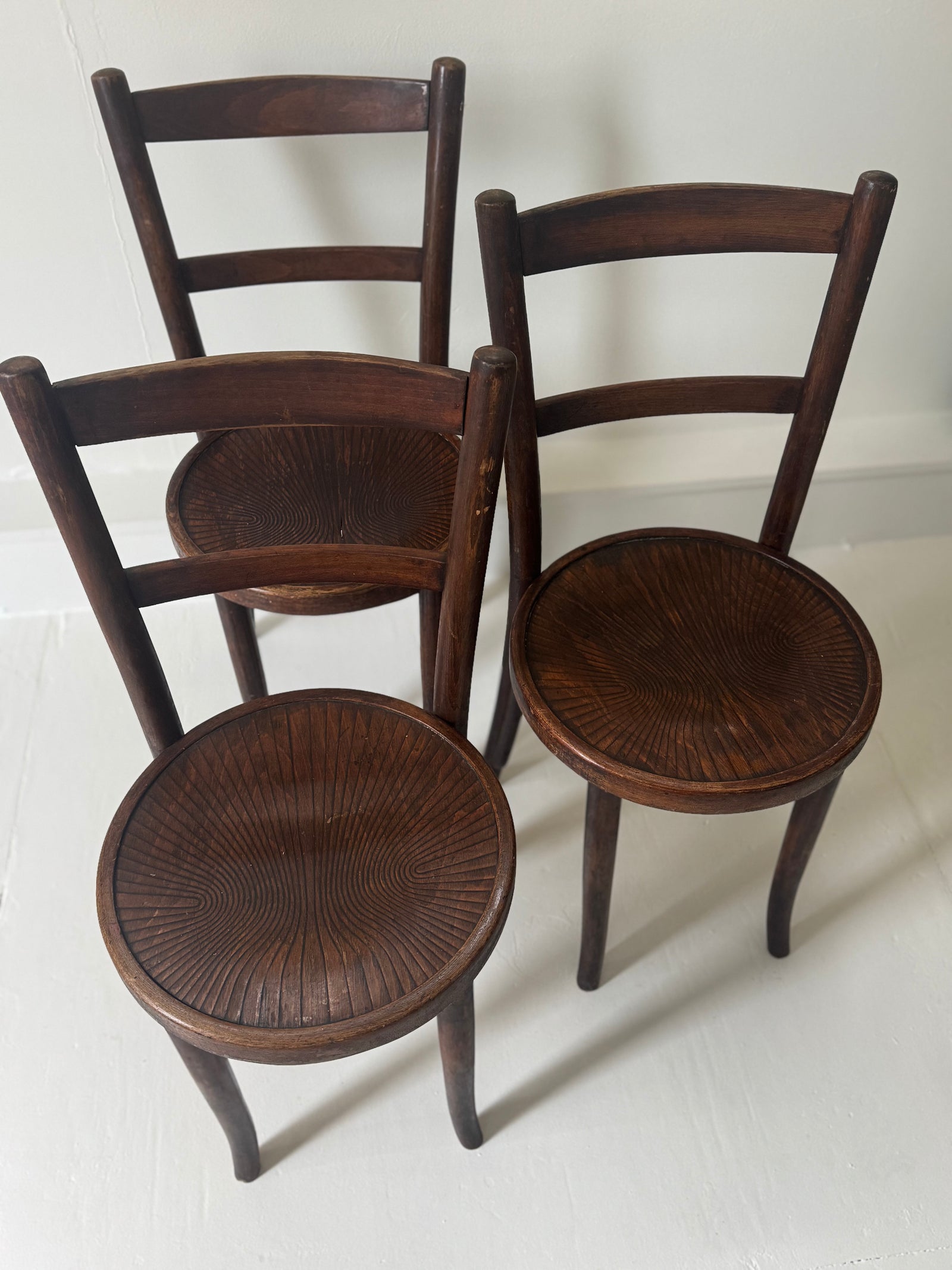 Vintage Thonet Style Bentwood Chair - Wood Grain