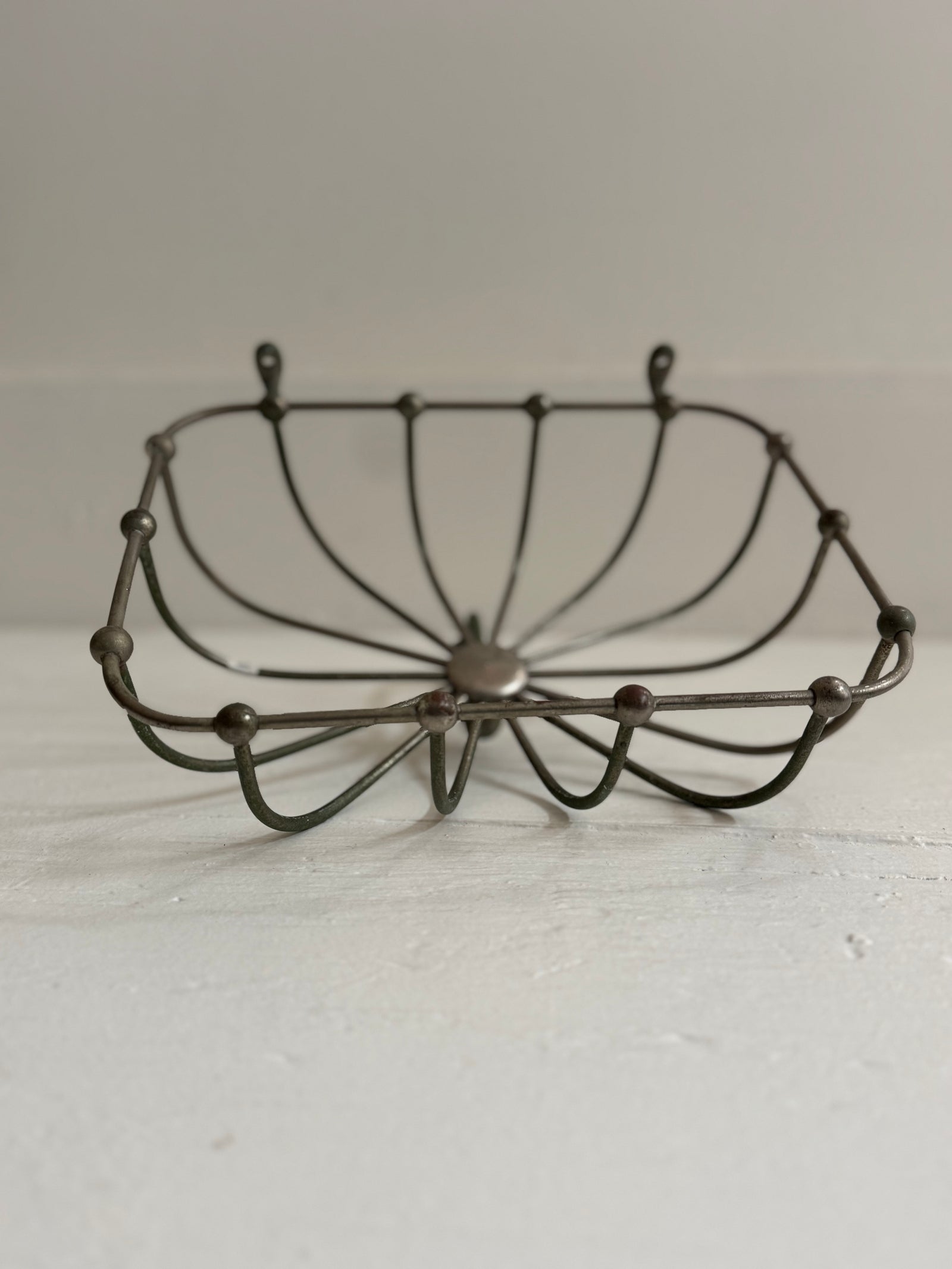 Antique 1920s Wall Mount Sponge Holder