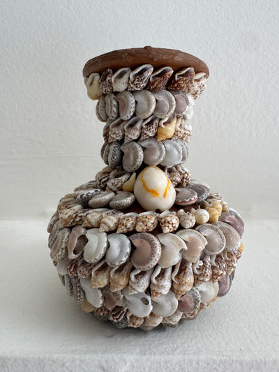 VTG Shell Vase