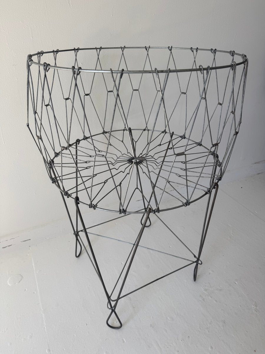 Antique Collapsible Laundry Hamper 22" - Diamonds & Rust