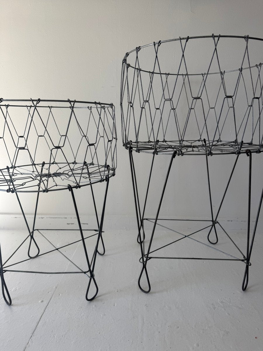 Antique Collapsible Laundry Hamper 22" - Diamonds & Rust