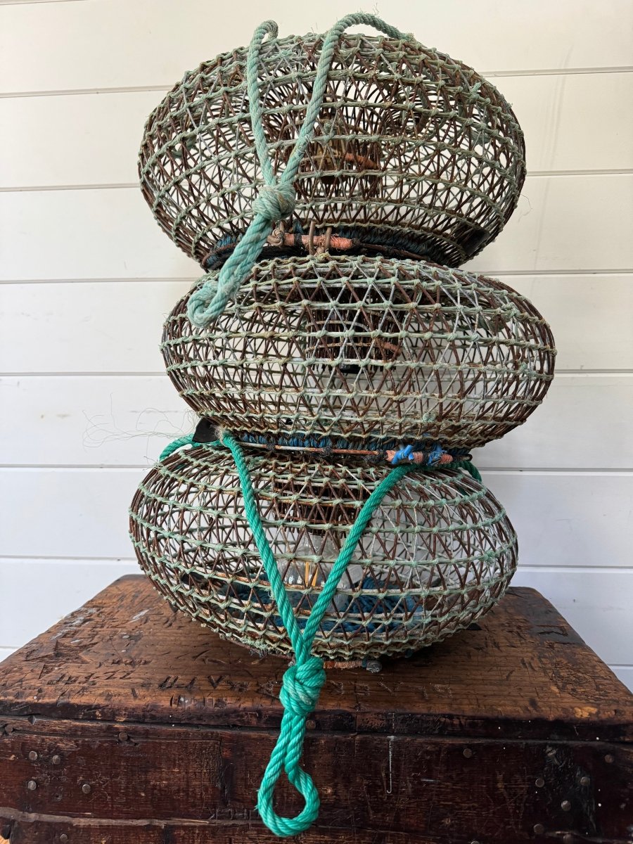 Antique French Wire Fish Trap Basket - Diamonds & Rust